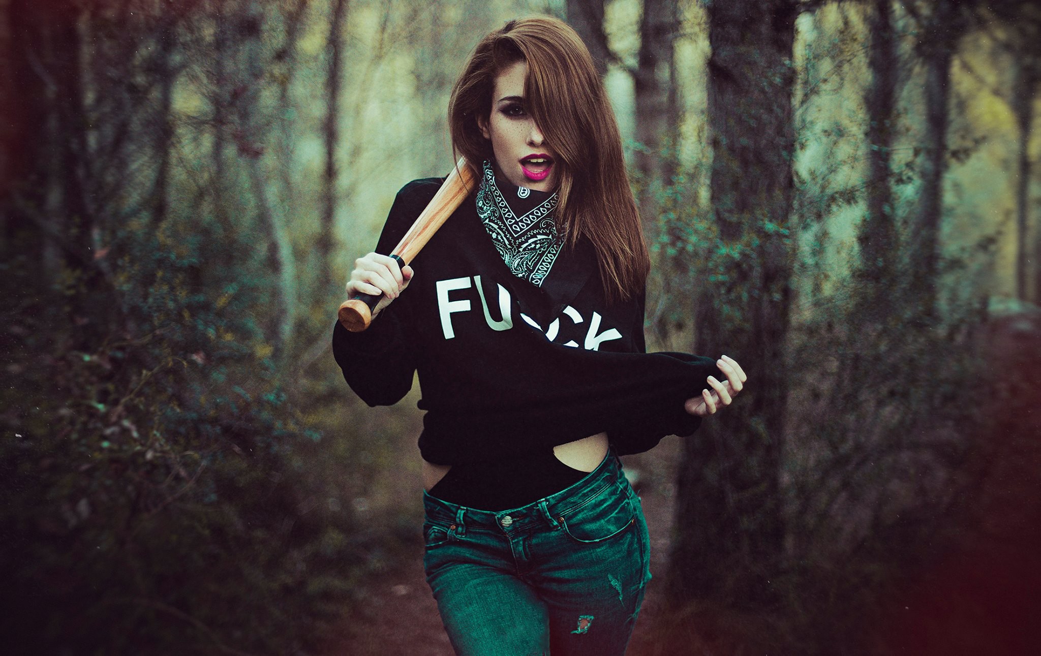 Take a pause and enjoy Sassy girls — streaming from Surabaya