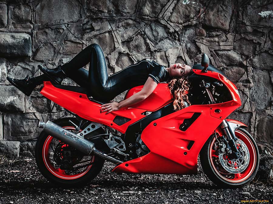 Beautiful girl Beautiful girls and motorcycles in Surabaya